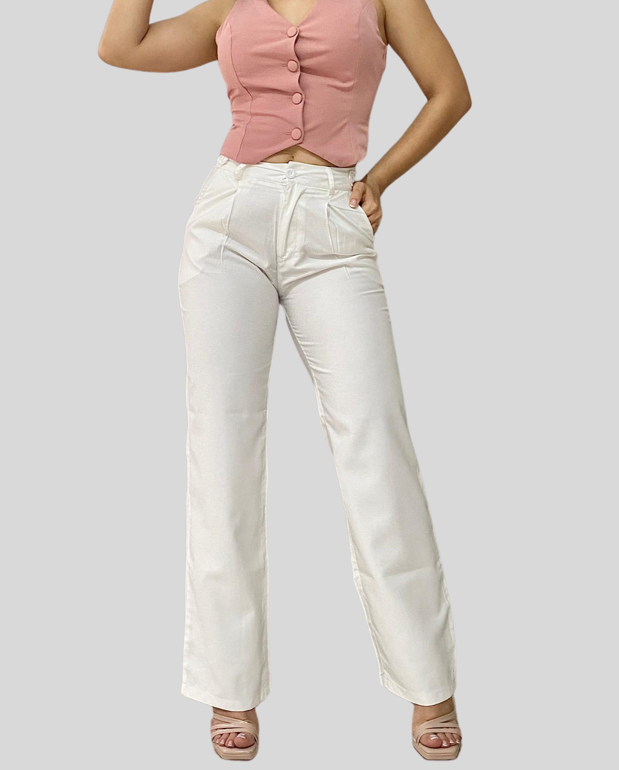 Ref: MIK-2738 Pantalón straight leg, con prenses tono blanco, tiro alto, tejido plano.
