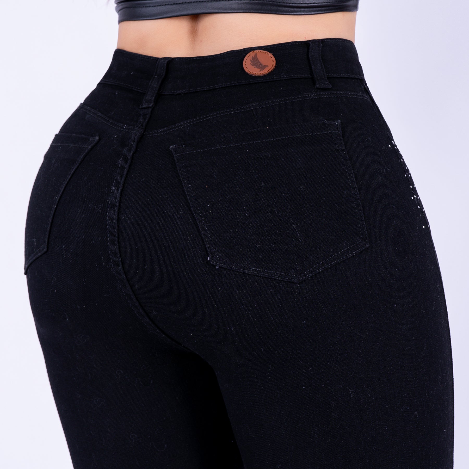 Ref:  J-2271 Pantalón shiny flare stretch, bota ancha, tiro alto, tono negro