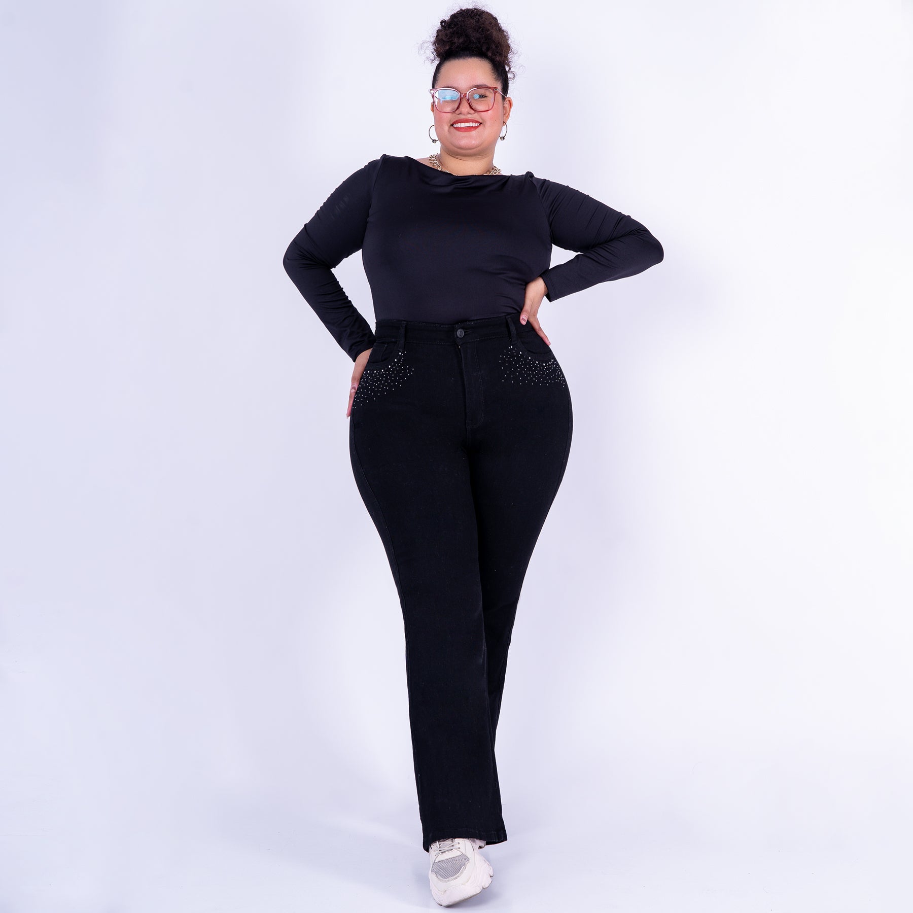 Ref: J-2271 Pantalón shiny flare stretch, bota ancha, tiro alto, tono negro