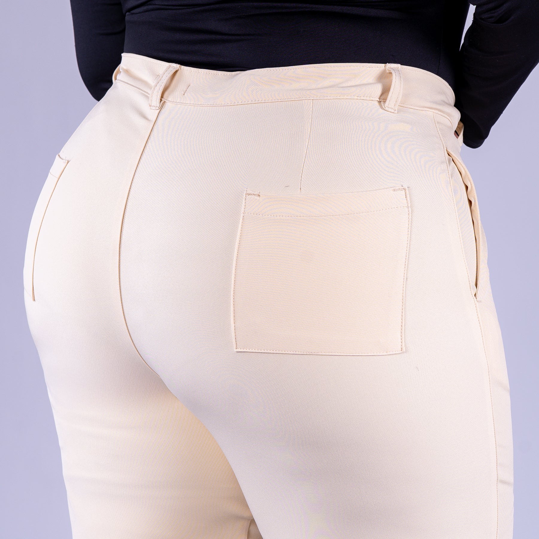Ref: VI-2781 Pantalón liviano stretch, bota recta, tiro alto, tono marfil