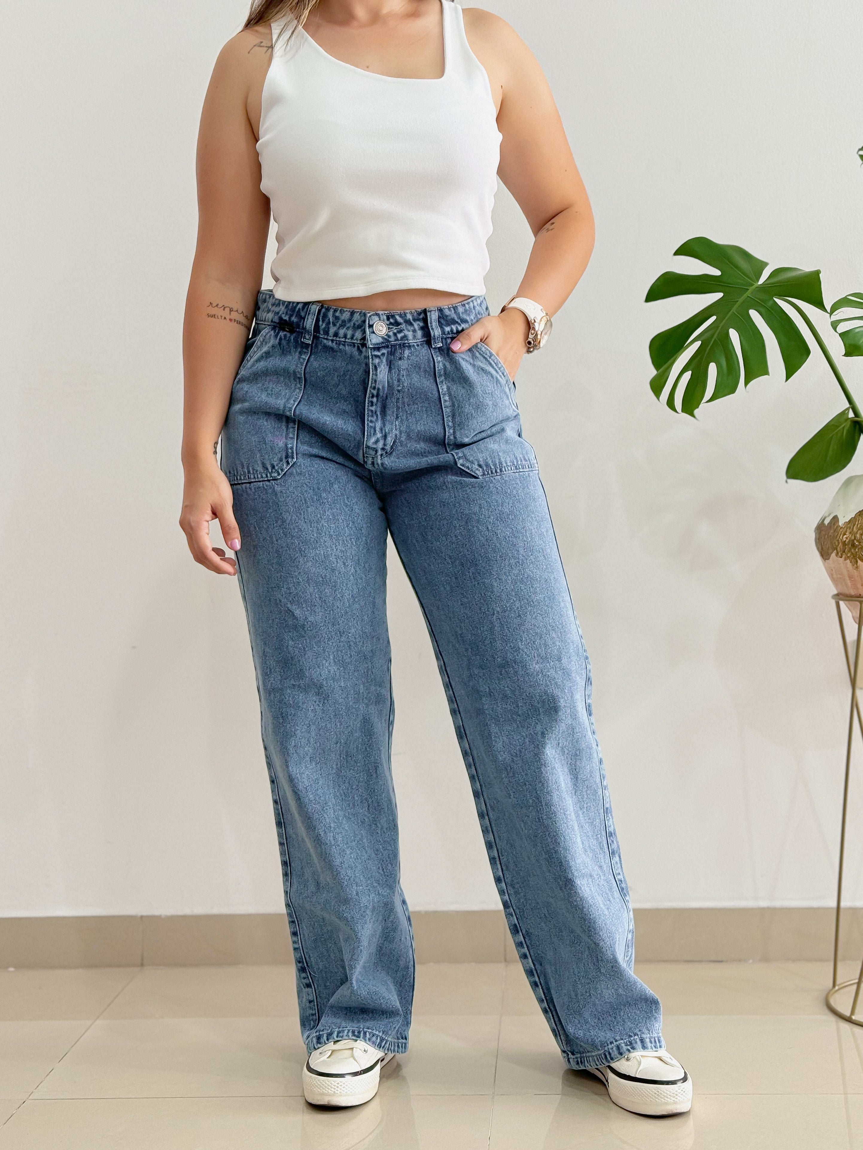 Ref: J-2259 Jean rígido mom flare azul medio