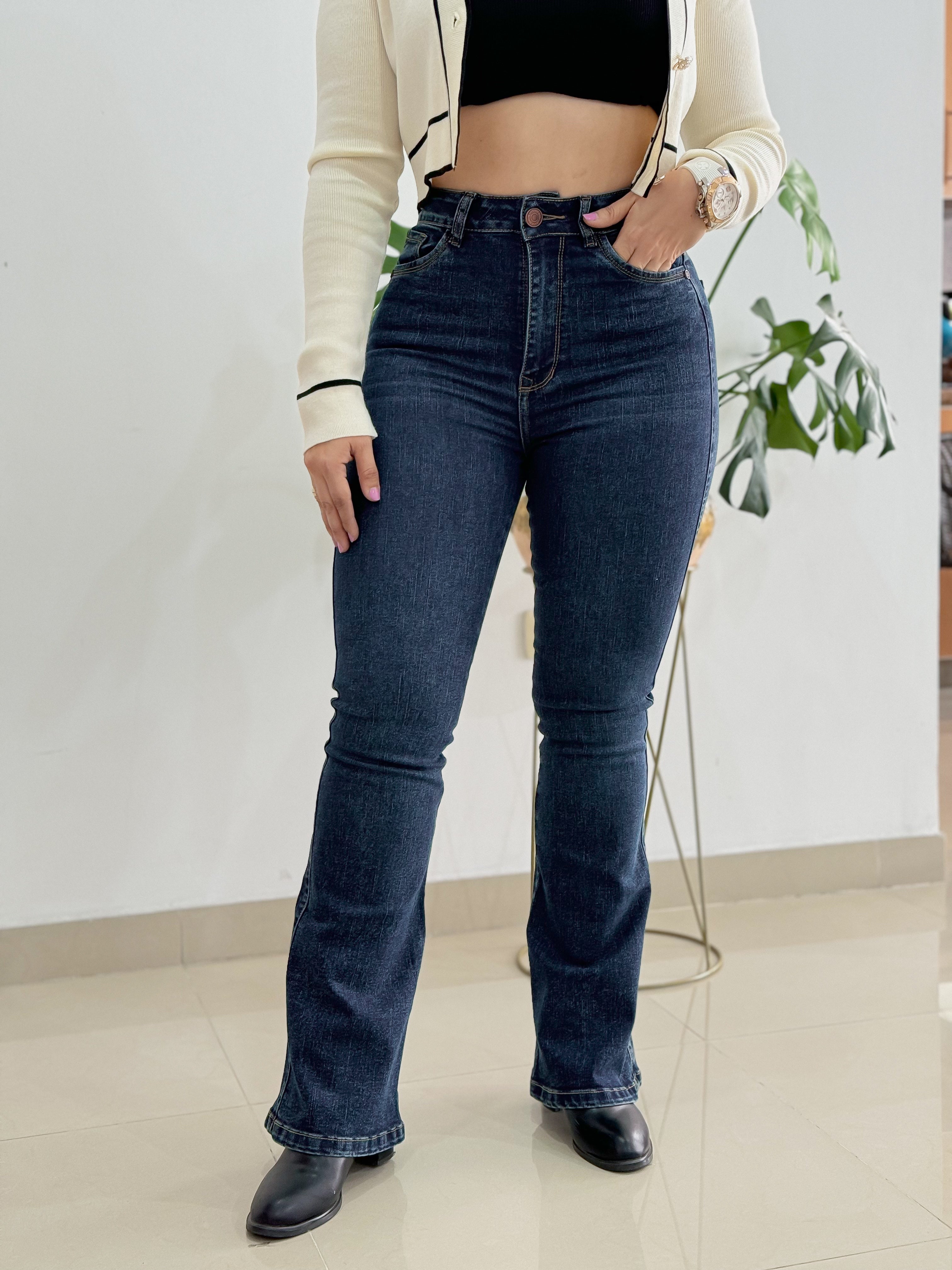 Ref: J-2263 Pantalón flare stretch, bota ancha, tiro alto, tono azul oscuro