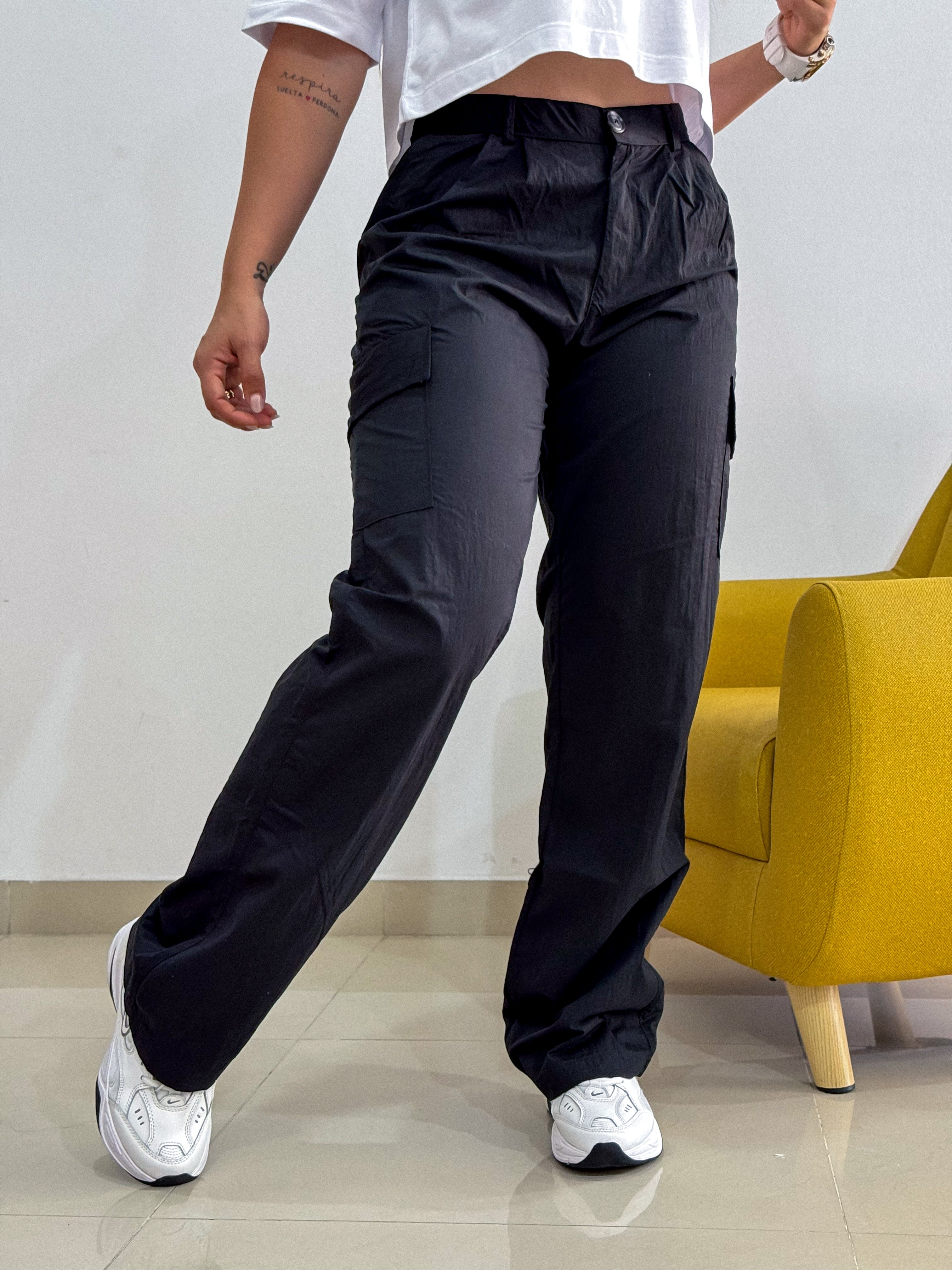 Ref: PAR-2765 Pantalón tipo cargo, bota recta, tono Negro