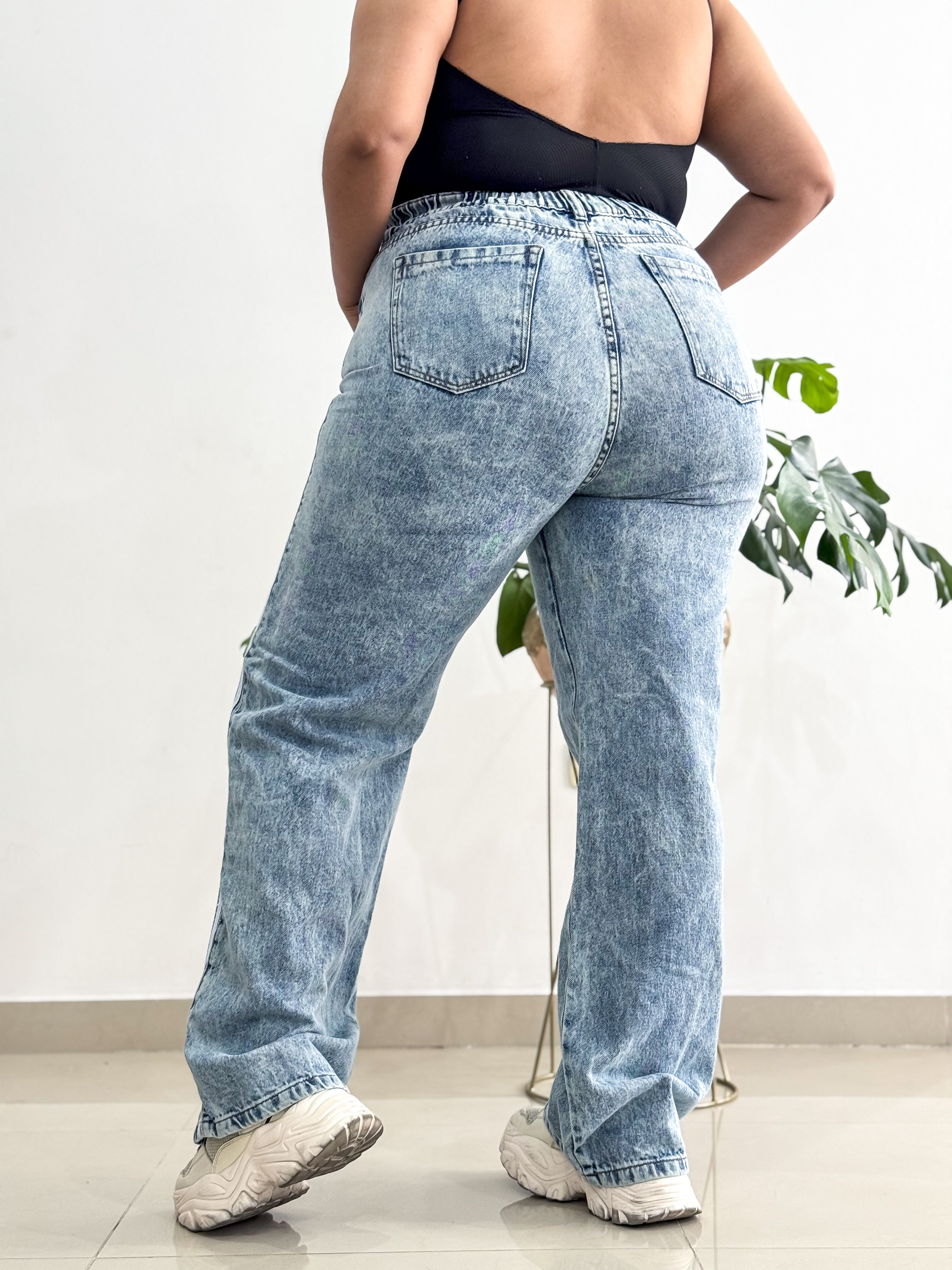 J2268 PANTALON PLUS RIGIDO RESORTE EN CINTURA LINEAS LATERALES