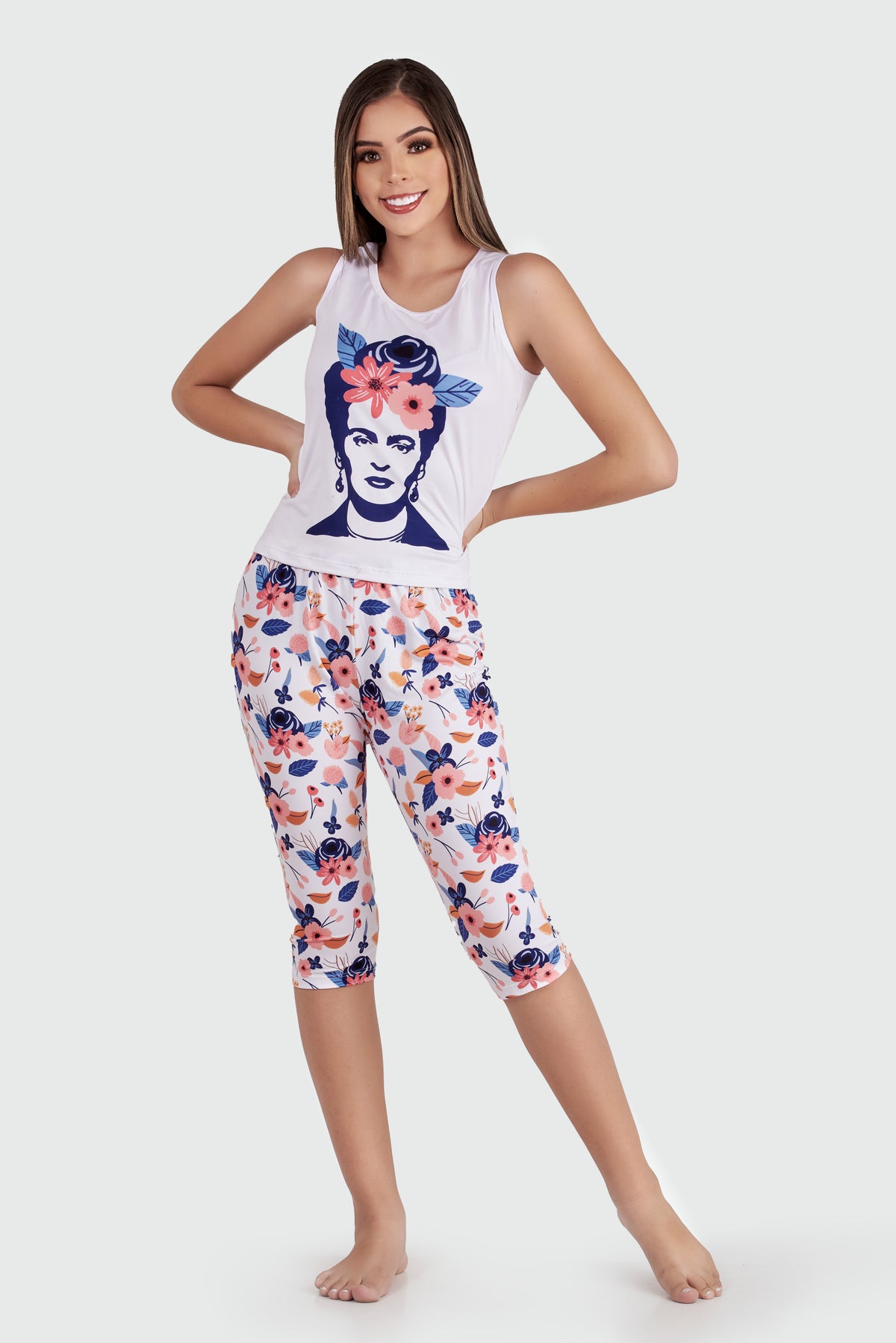 REF: P0122 Blusa manga cisa y capri  Elaborada en:  Brush Spandex  Estampado: