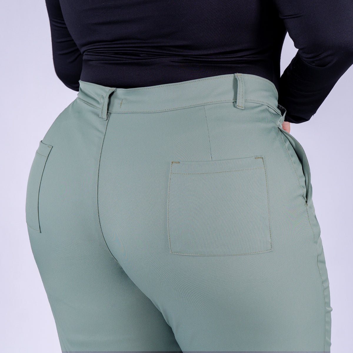 Ref: VI-2780 Pantalón liviano stretch, bota recta, tiro alto, tono verde