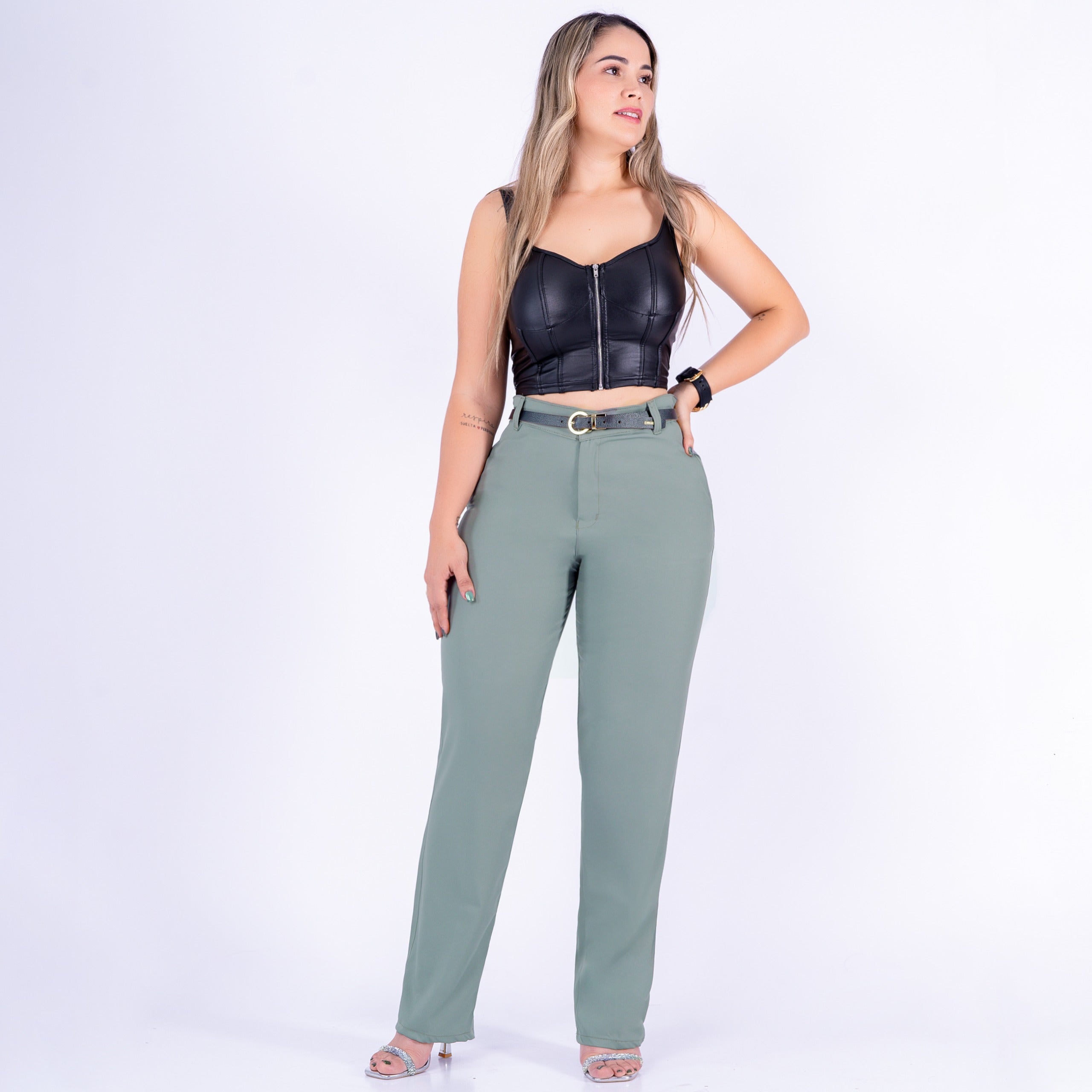 Ref: VI-2780 Pantalón liviano stretch, bota recta, tiro alto, tono verde